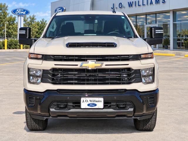 2026 Chevrolet Silverado Hd - $62,900