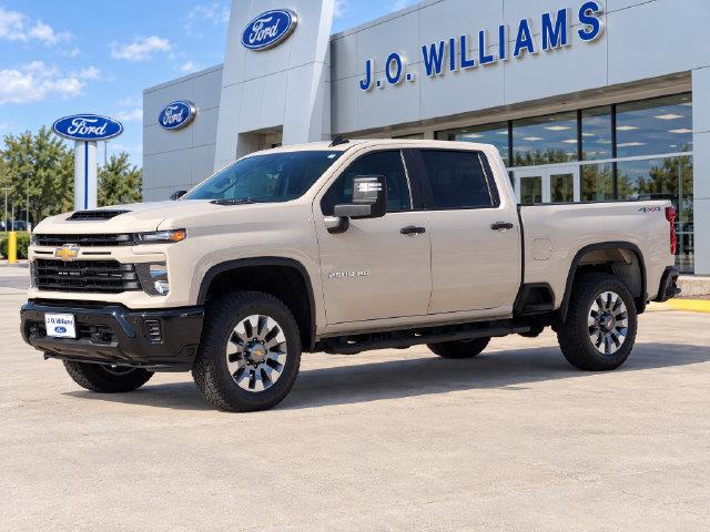 2026 Chevrolet Silverado Hd - $62,900