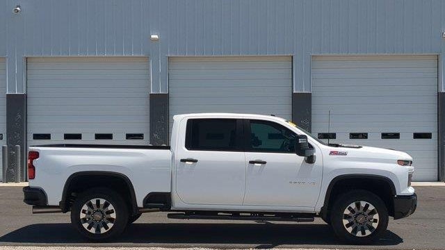 2025 Chevrolet Silverado 2500HD Custom