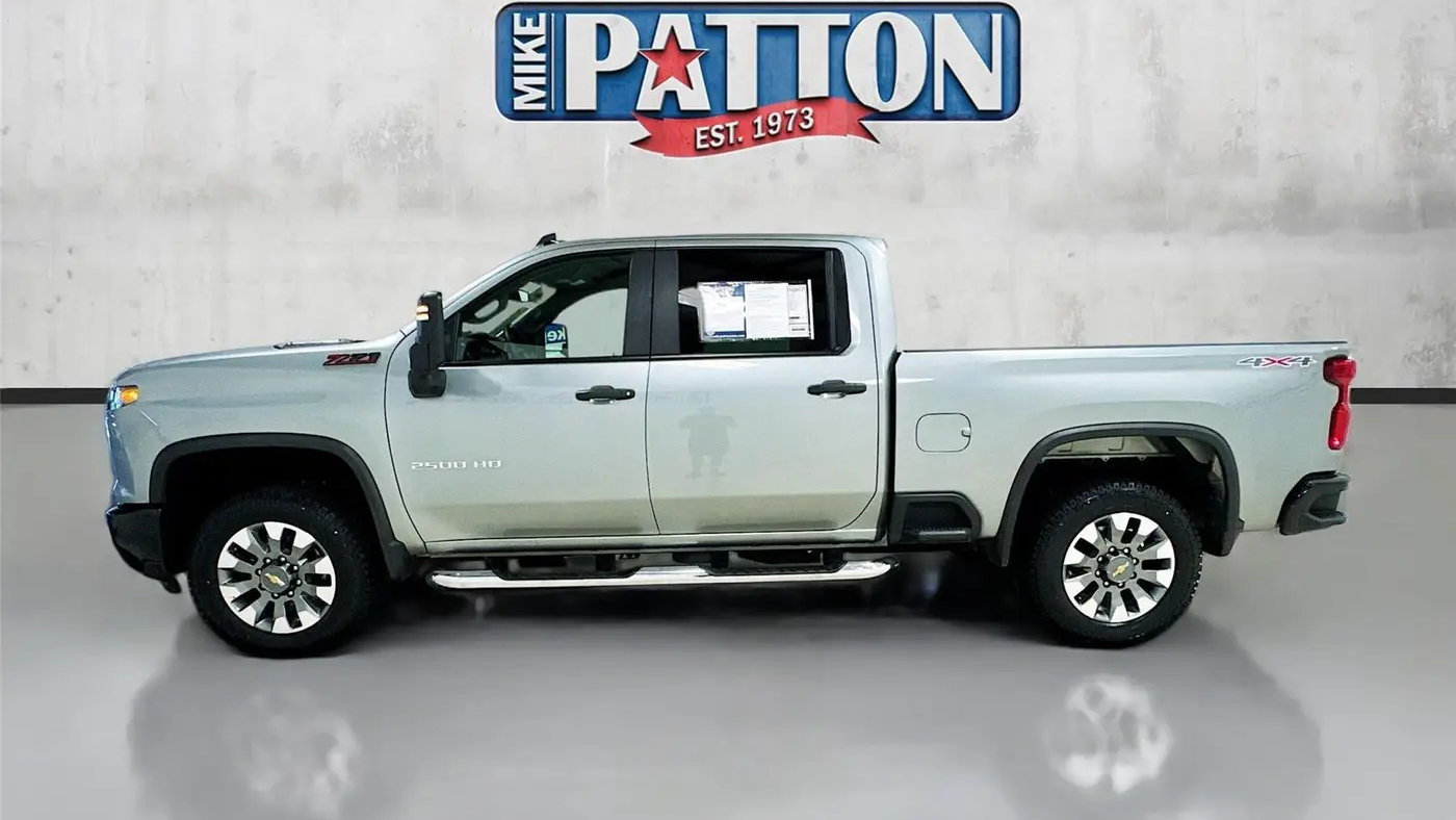 2025 Chevrolet Silverado 2500HD Custom