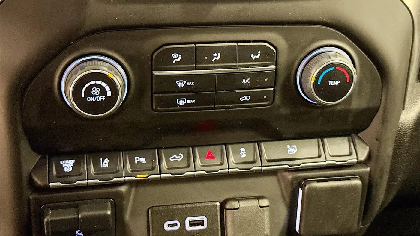 2025 Chevrolet Silverado 2500HD Custom