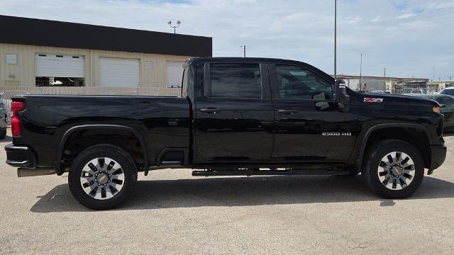 2025 Chevrolet Silverado 2500HD Custom