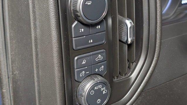 2025 Chevrolet Silverado 2500HD Custom