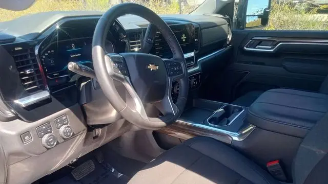 2025 Chevrolet Silverado 2500HD LT