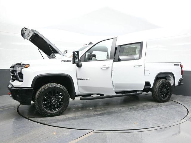 2025 Chevrolet Silverado Hd - $55,297