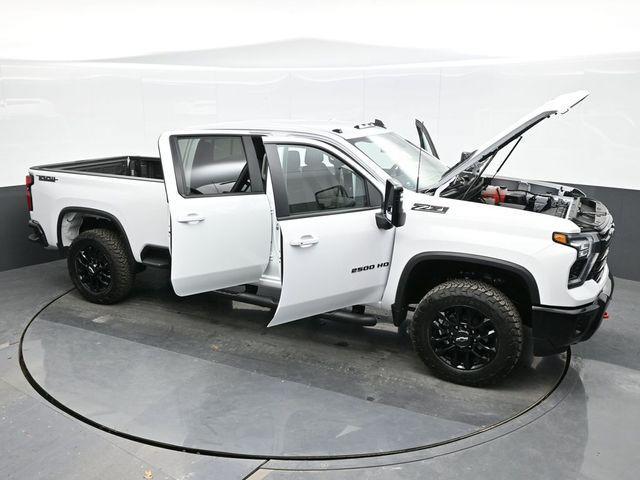 2025 Chevrolet Silverado Hd - $55,297