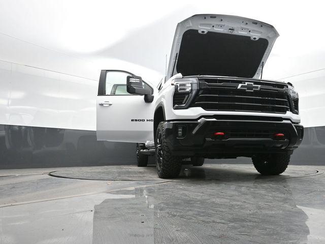 2025 Chevrolet Silverado Hd - $55,297