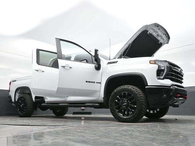 2025 Chevrolet Silverado Hd - $55,297