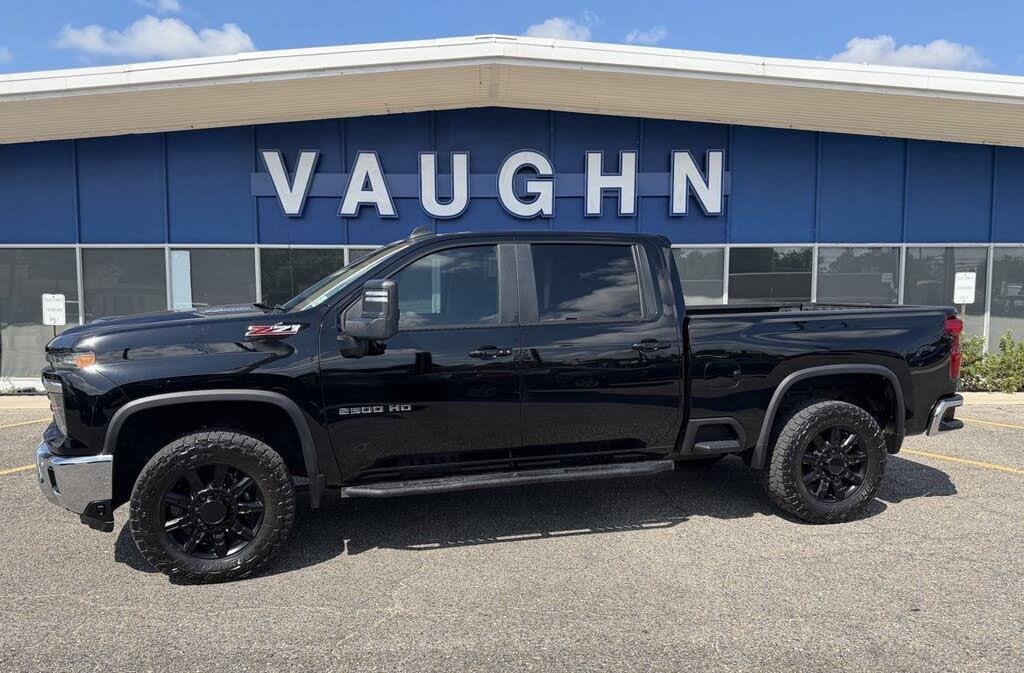 2025 Chevrolet Silverado Hd - $53,998