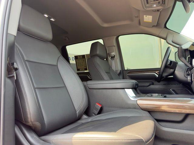 2025 Chevrolet Silverado Hd - $59,550