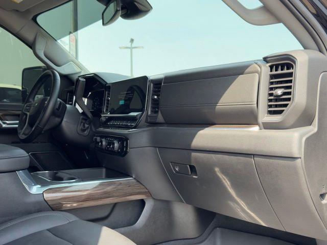 2025 Chevrolet Silverado Hd - $59,550