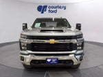 2025 Silverado 2500HD Thumbnail 3