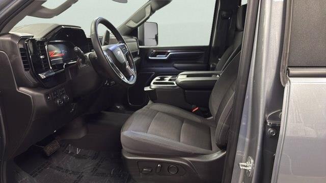 2025 Chevrolet Silverado Hd - $64,990