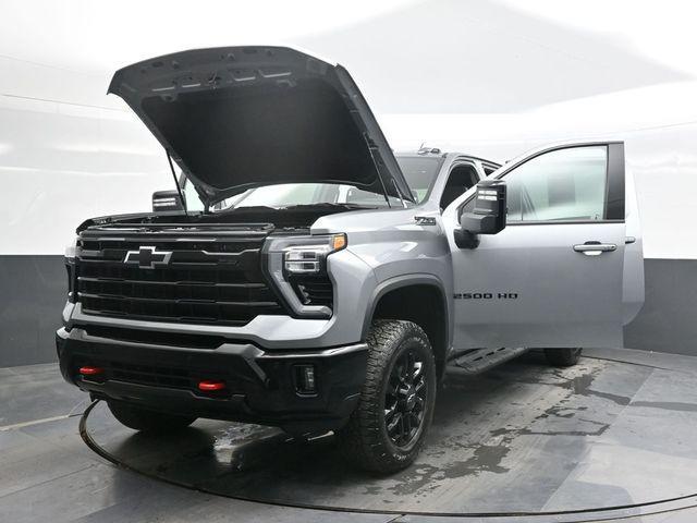 2025 Chevrolet Silverado Hd - $62,981