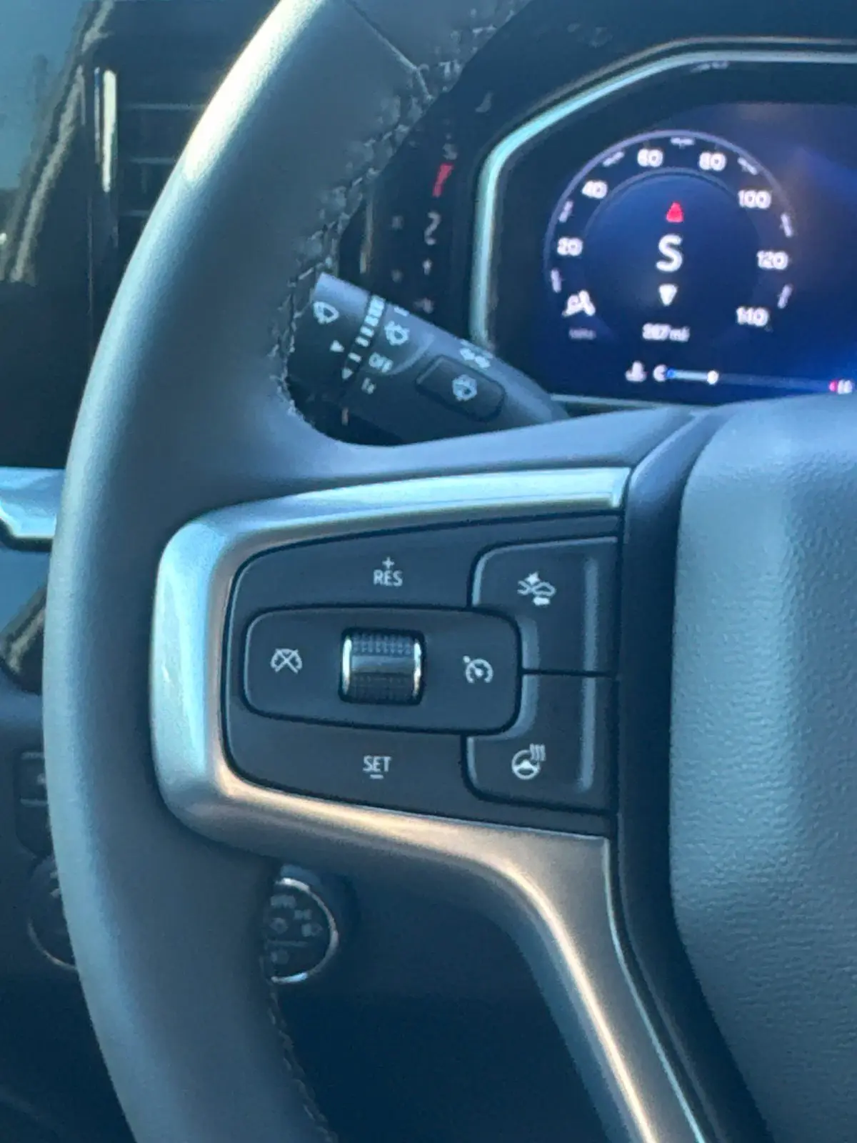 2026 Chevrolet Silverado Hd - $71,418