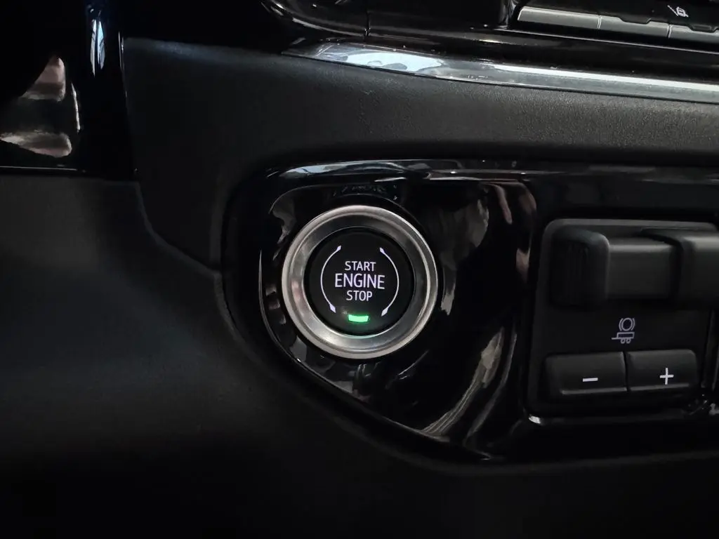 2025 Chevrolet Silverado Hd - $67,987