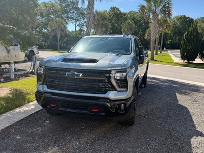 2025 Chevrolet Silverado 2500HD 4X4 LTZ 4DR Crew Cab SB