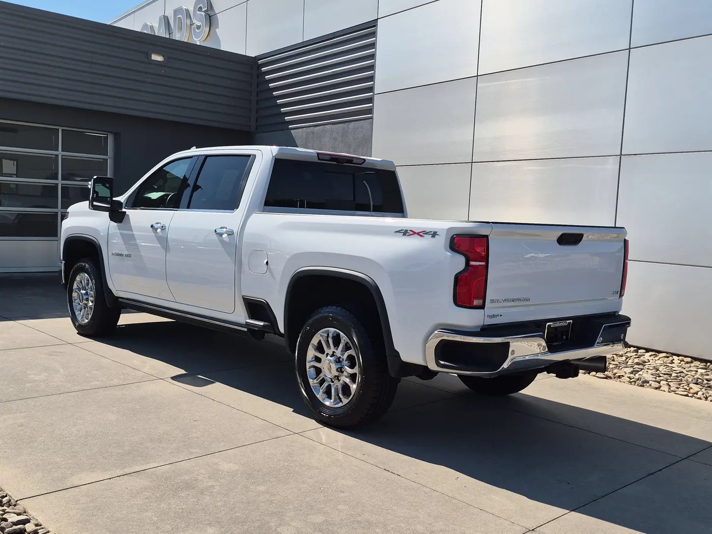 2025 Chevrolet Silverado Hd - $67,987