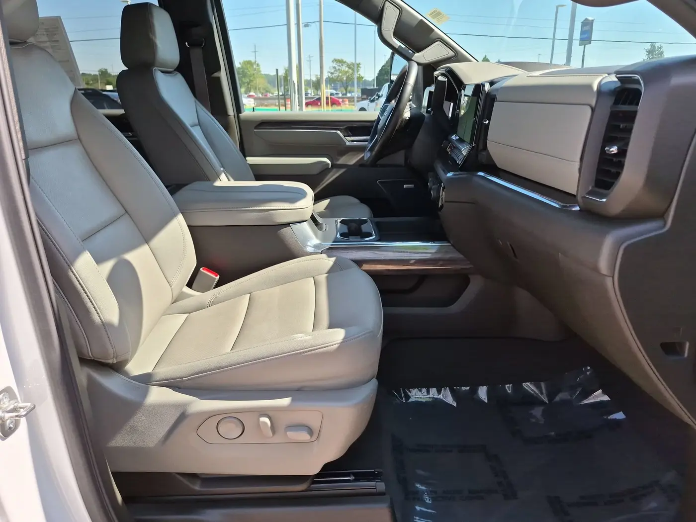 2025 Chevrolet Silverado Hd - $67,987