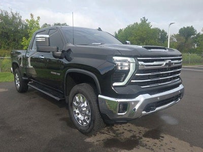 2025 Chevrolet Silverado 2500HD 4X4 LTZ 4DR Crew Cab SB