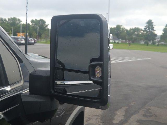 2025 Chevrolet Silverado Hd - $61,577
