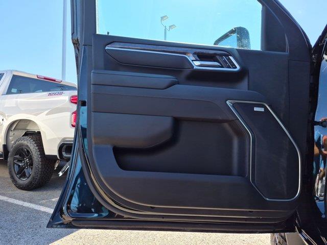 2026 Chevrolet Silverado Hd - $72,847