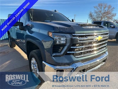 2025 Chevrolet Silverado 2500HD 4X4 LTZ 4DR Crew Cab SB