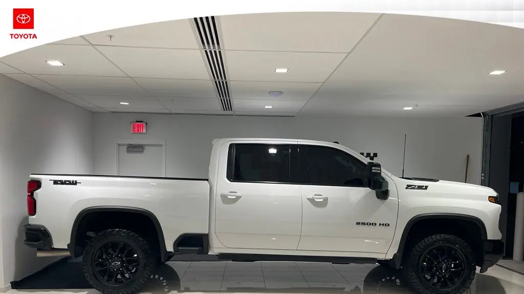 2025 Chevrolet Silverado 2500HD LTZ