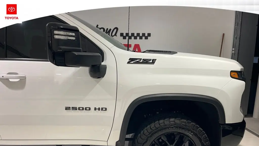 2025 Chevrolet Silverado 2500HD LTZ