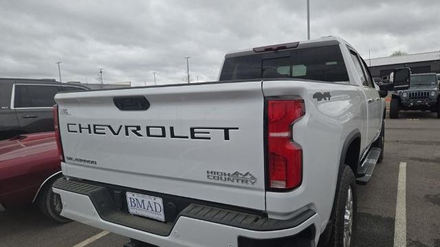 2025 Chevrolet Silverado 2500HD High Country
