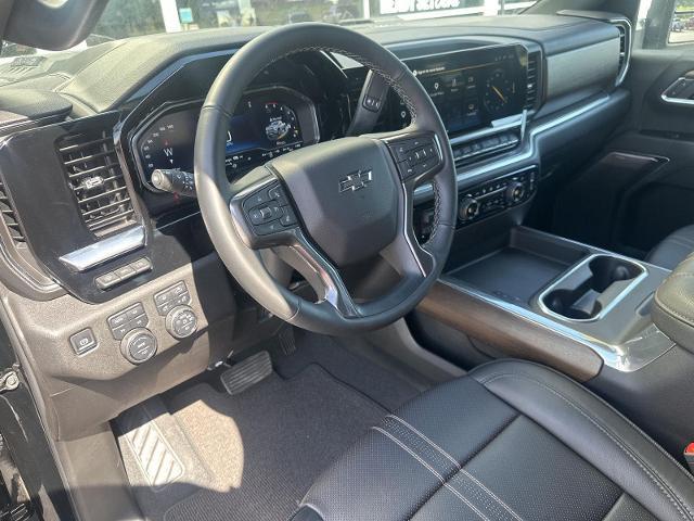 2025 Chevrolet Silverado Hd - $71,998