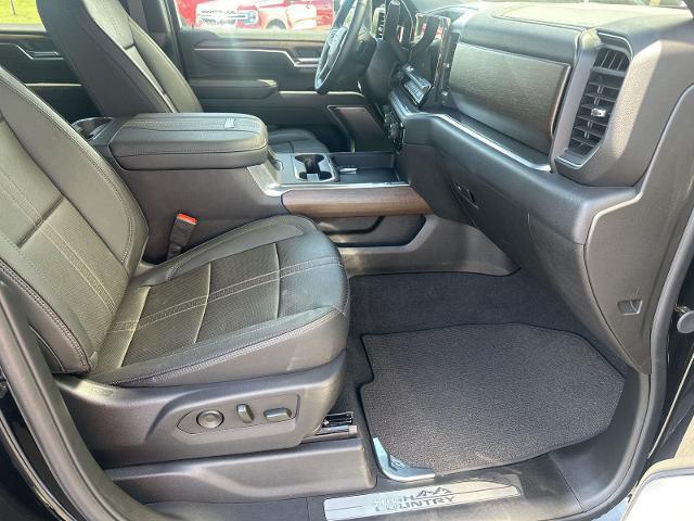 2025 Chevrolet Silverado Hd - $71,998