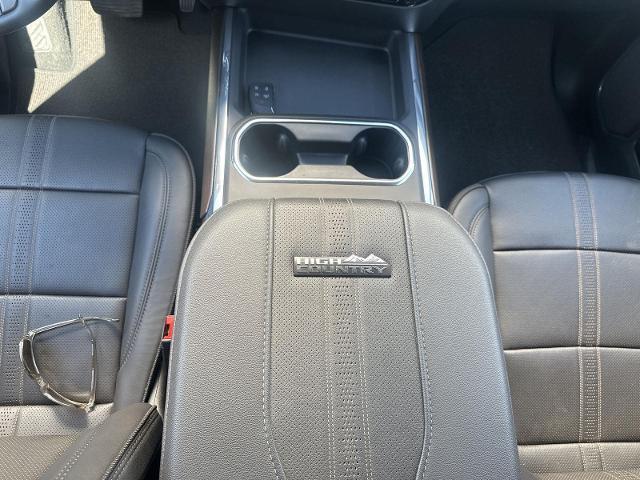 2025 Chevrolet Silverado Hd - $71,998