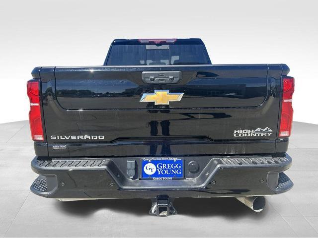2025 Chevrolet Silverado Hd - $63,680
