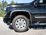 2025 Silverado 2500HD Thumbnail 11