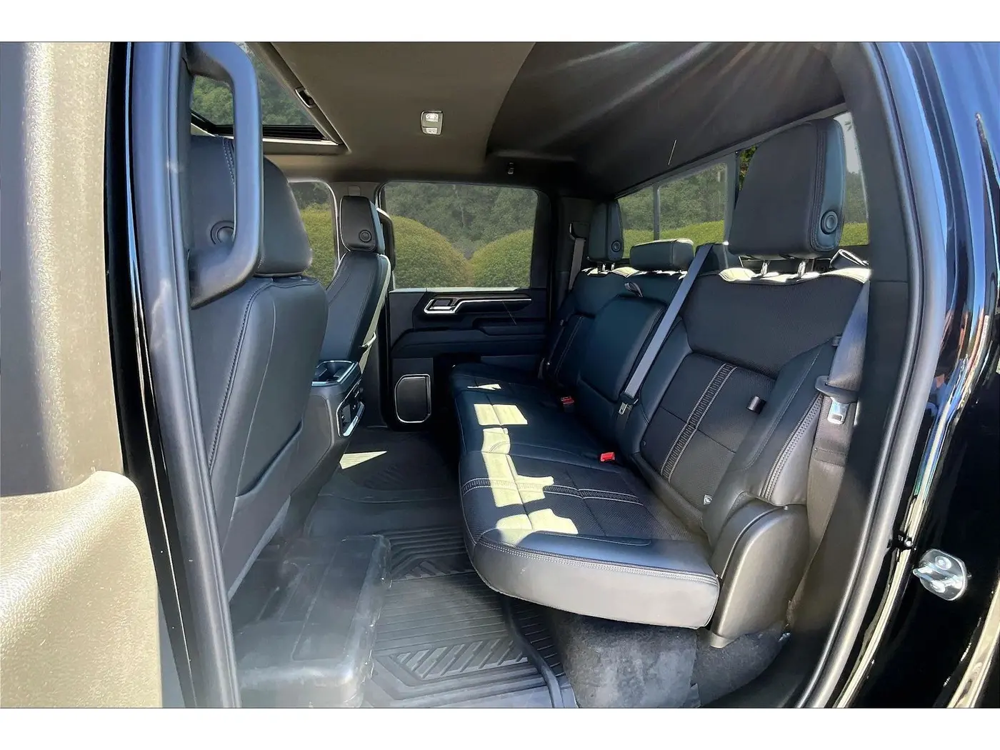 2026 Chevrolet Silverado Hd - $74,900