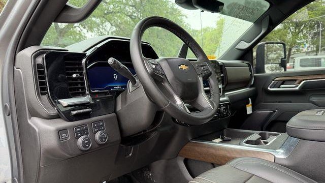 2025 Chevrolet Silverado 2500HD High Country