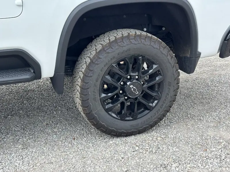 2025 Chevrolet Silverado Hd - $59,888