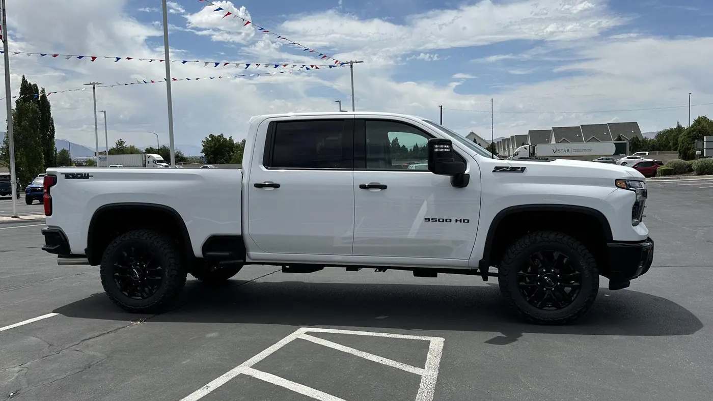 2026 Chevrolet Silverado 3500HD LTZ