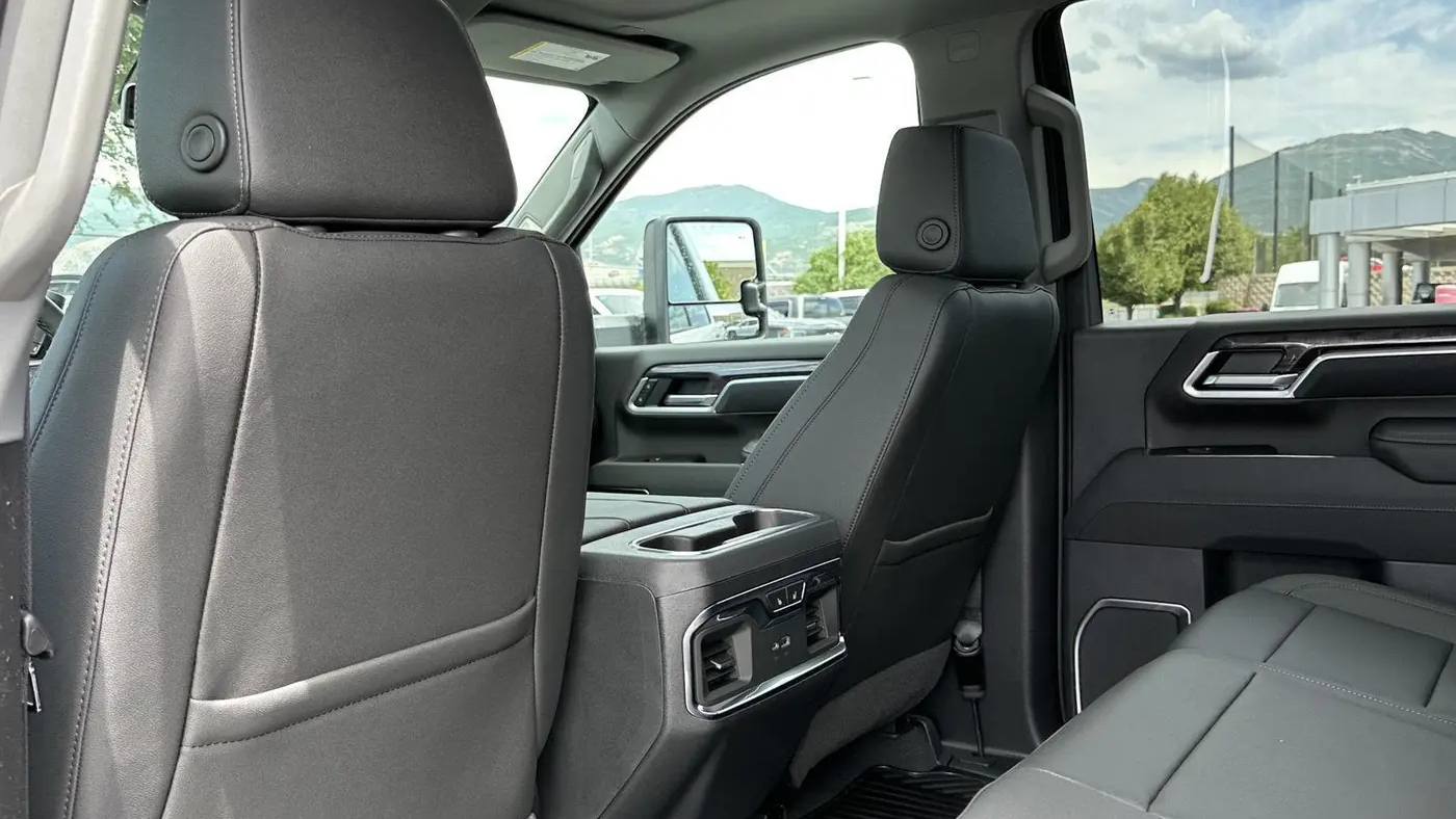 2026 Chevrolet Silverado 3500HD LTZ