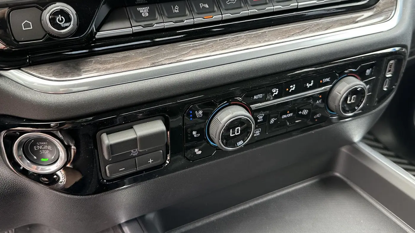 2026 Chevrolet Silverado 3500HD LTZ