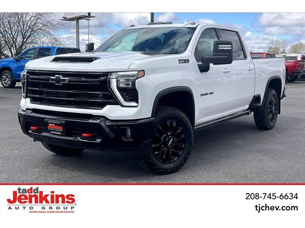 2025 Chevrolet Silverado Hd - $69,992