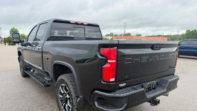 2025 Chevrolet Silverado 3500HD High Country