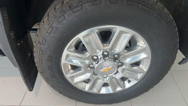 2025 Chevrolet Silverado 3500HD High Country