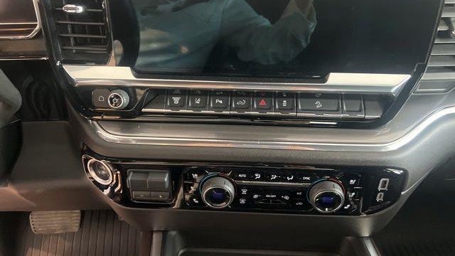 2025 Chevrolet Silverado 3500HD High Country