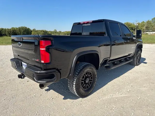 2026 Chevrolet Silverado Hd - $73,600
