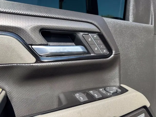 2026 Chevrolet Silverado Hd - $73,600
