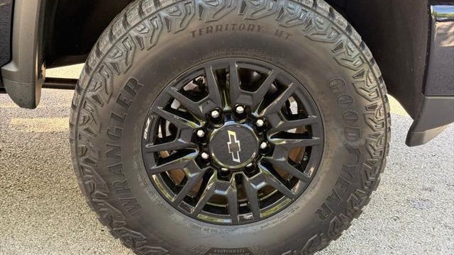 2026 Chevrolet Silverado 2500HD ZR2