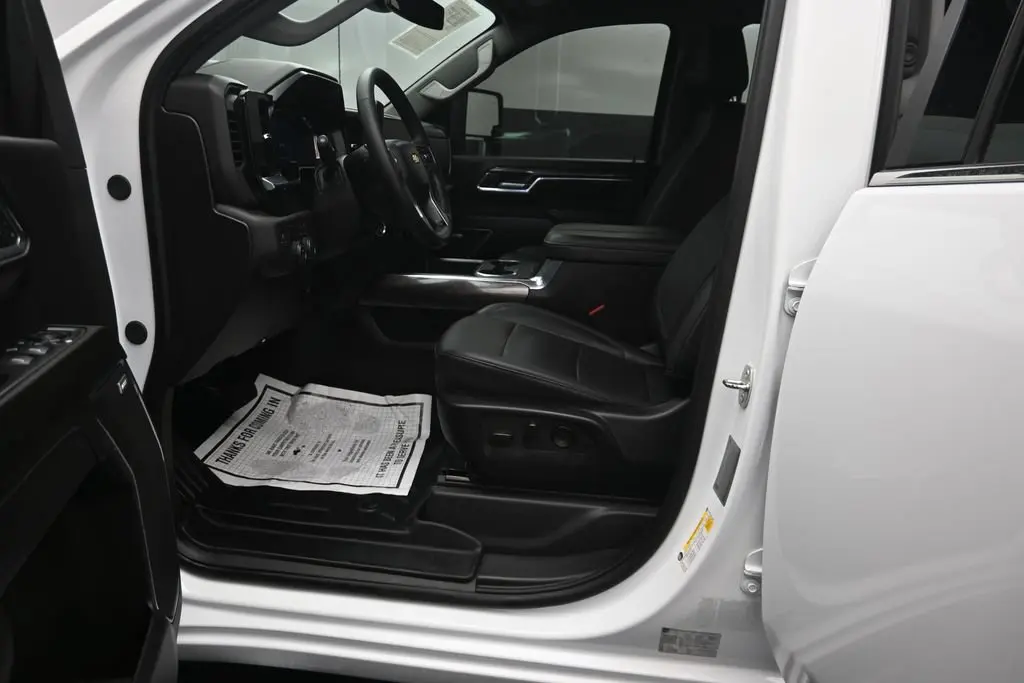 2024 Chevrolet Silverado Hd - $66,980