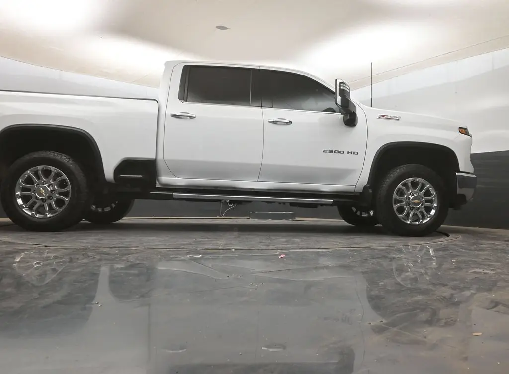 2024 Chevrolet Silverado Hd - $66,980